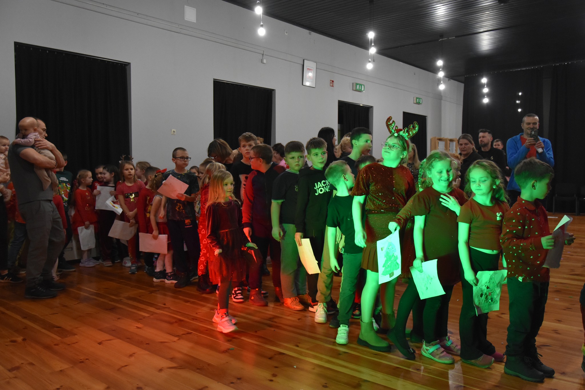  	Mikołajki z Domem Kultury 2025